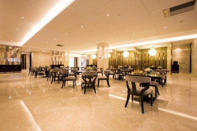 Century Hongteng Hotel - Photo2