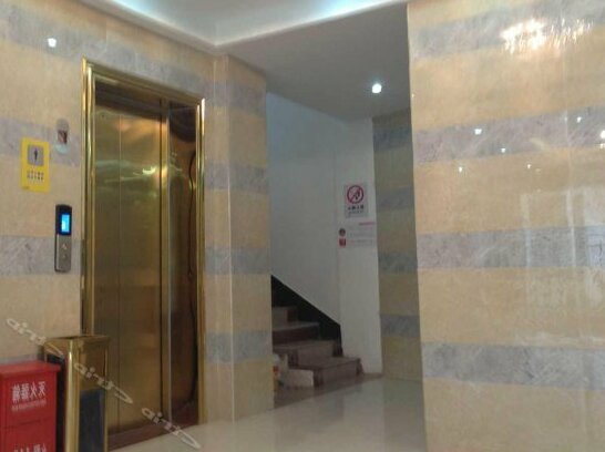 Huachun Chain Hotel - Photo4