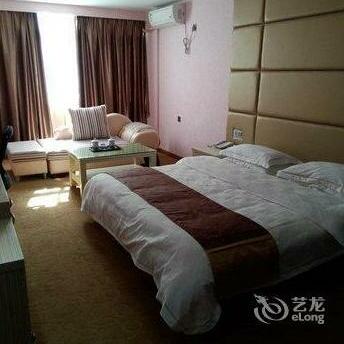 Qinyuanchun Hotel