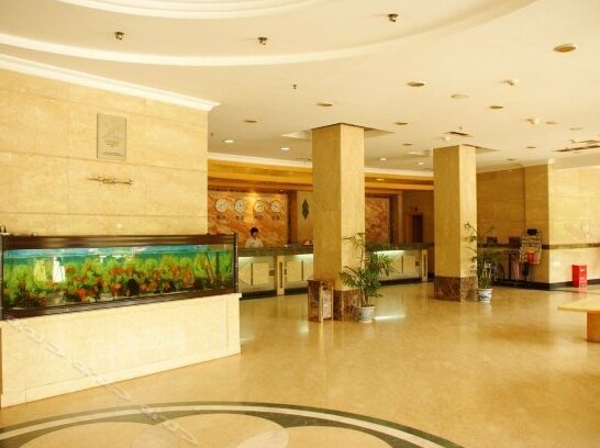 Hualong Hotel Ganzhou - Photo3