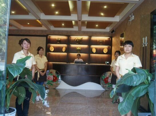Tiantai Business Hotel - Photo2