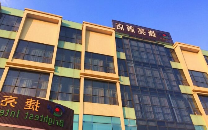 Chengyue Selected Hotel Guangzhou Junye Nangang Branch