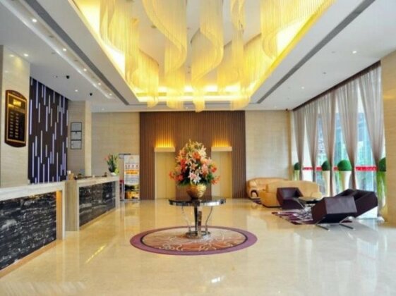 Golden Vision Hotel - Photo2
