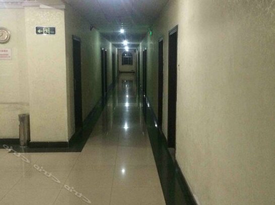 Hexin Hotel - Photo4