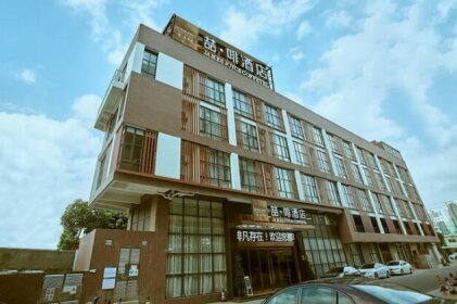 James Joyce Coffetel Hotel Guangzhou South Railway Qifu Xincun Branch