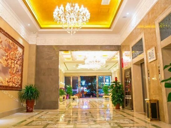 Karen Hotel - Photo4