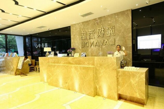 Lavande Hotel Guangzhou Changlong - Photo3