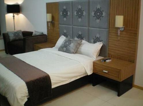 M&G Hotel Apartment Central Plaza - Photo2
