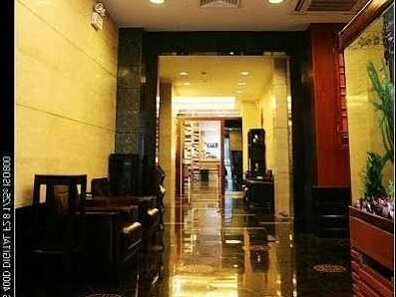 Royal Plaza Hotel Guangzhou - Photo2
