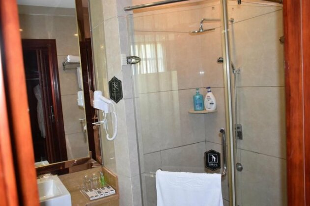 SKY Recreation Hotel - Photo5