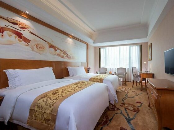 Vienna International Hotel Guangzhou Xintang Jean Fangzhicheng - Photo3