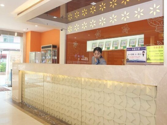 Yian Business Hotel - Photo4