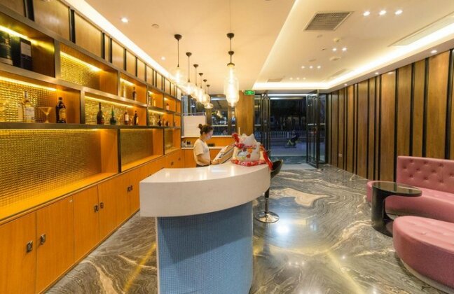 Zmax Hotels Guangzhou Changgang Jiangtai Road Metro Station - Photo3