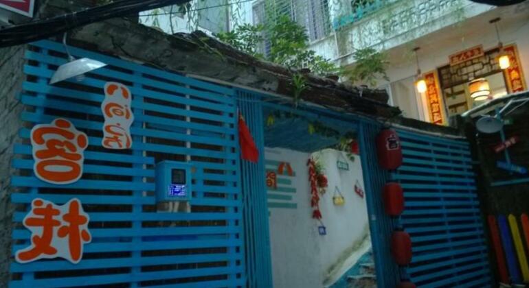 8 Rooms Guest House - Photo2