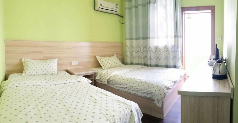 8 Spaces - Photo3