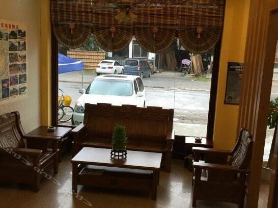 Baihe Holiday Hotel - Photo2