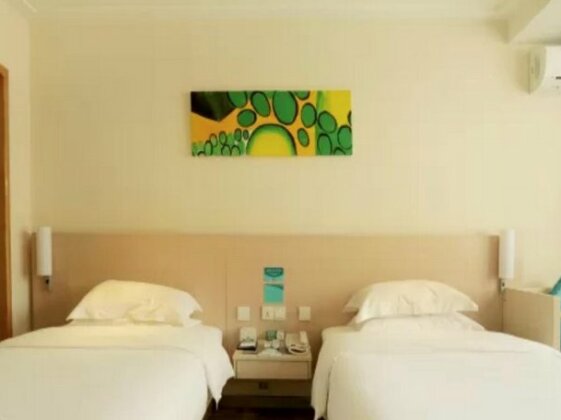 City Convenience Inn - Photo4