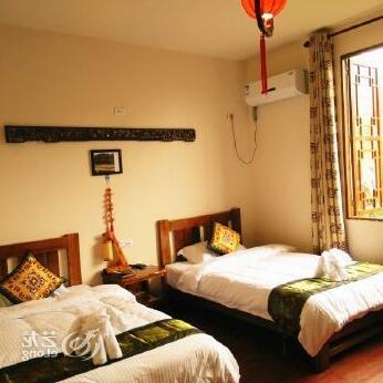 Dragon Gate Inn - Photo4