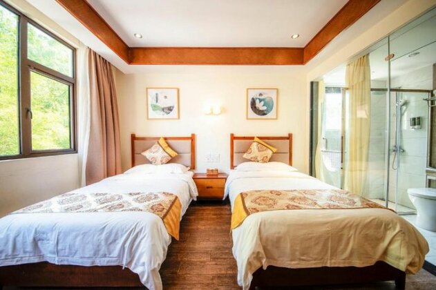 Farmhouse Hotel - Photo5
