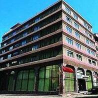 Golden Elephant Hotel - Photo2