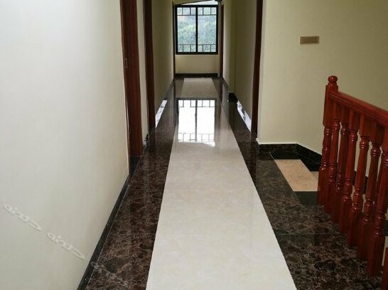 Golden Field Hotel - Photo3
