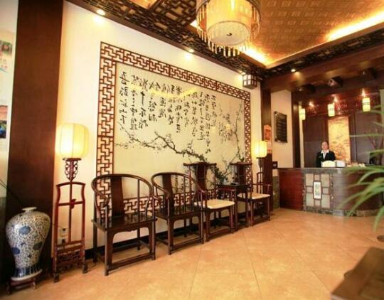 Golden Tripon Hotel - Photo4