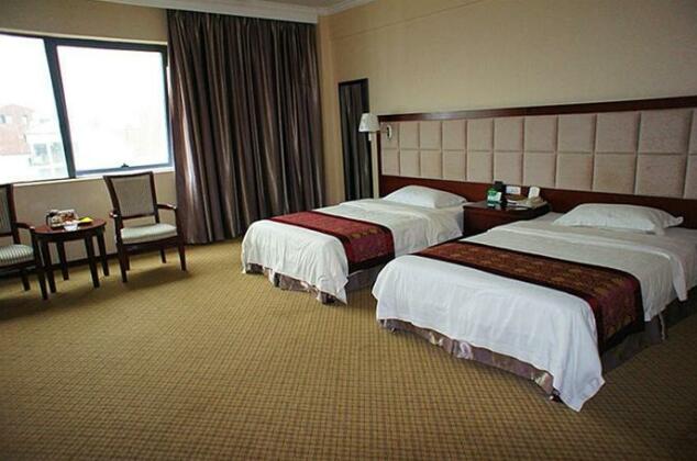 Gongcheng Qianjun International Hotel - Photo2