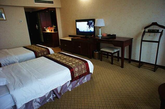 Gongcheng Qianjun International Hotel - Photo4