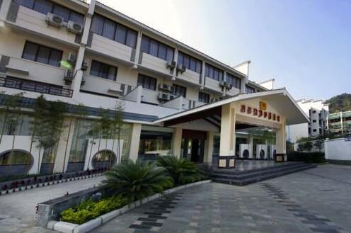 Gudong Waterfall Rosort Hotel - Photo2