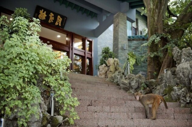Guilin Crystal Crescent Moon Hotel - Photo3