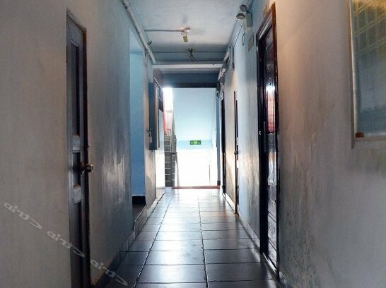 Guilin Linfeng Hostel - Photo4