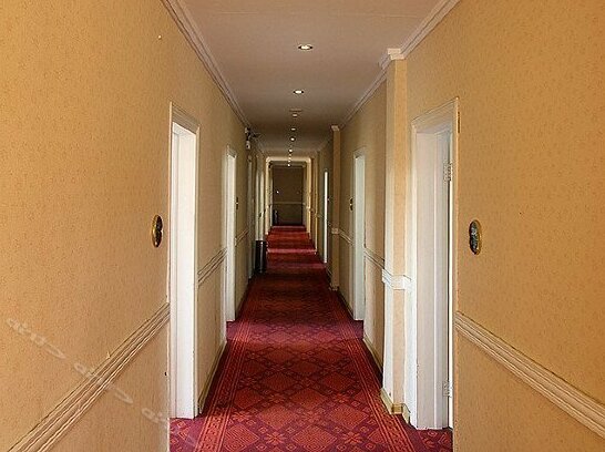 Guilin Qianhui Holiday Hotel - Photo3