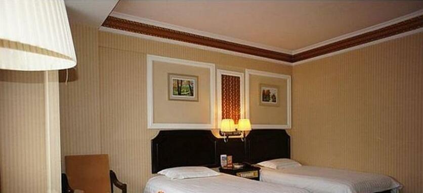 Jiaoyu Hotel - Photo4
