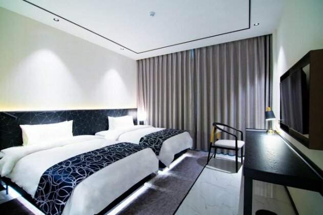 Kelly N&M Hotel - Photo5