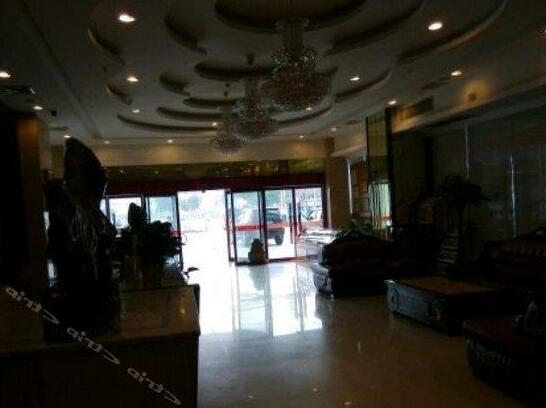 Ling Nan International Hotel - Photo2