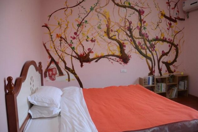 Lotus Landing Hostel - Photo3