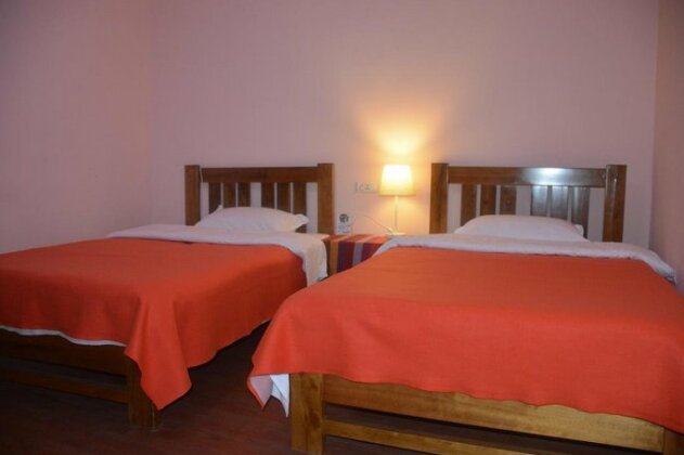 Lotus Landing Hostel - Photo5