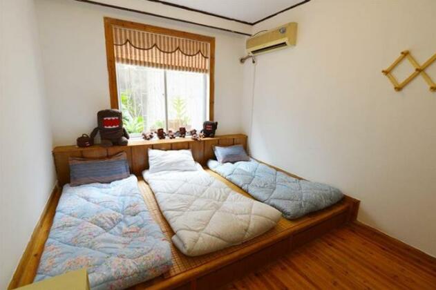 Moss Riverside Home - Photo3