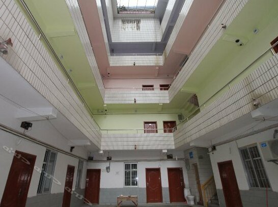 No 9 Courtyard Hostel - Photo2