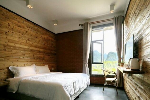 Pier Encounter Inn - Photo4
