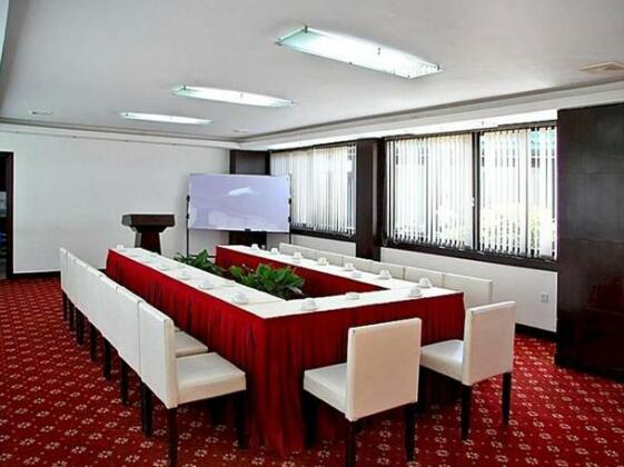 Regency Holiday Hotel Guilin - Photo4