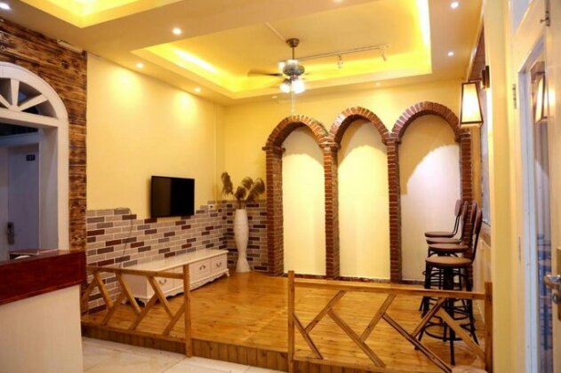 Romantic Tour Theme Inn - Photo4