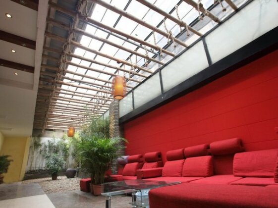 Sky Palace Hotel - Photo2