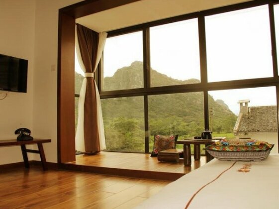 The Flower Hotel - Photo5