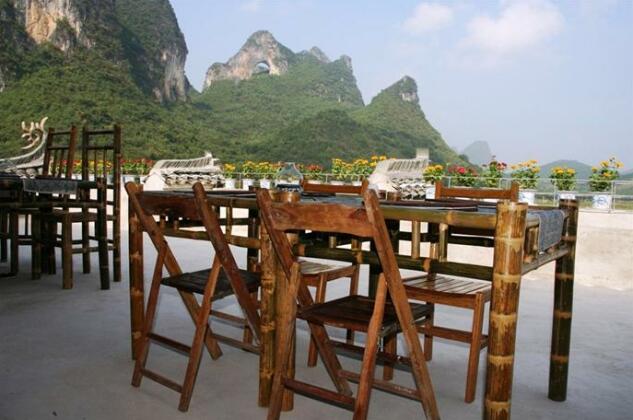 Yangshuo Village Inn - Photo2