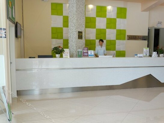 Heng 8 Chain Hotel Qingzhen Hongfeng Street - Photo2
