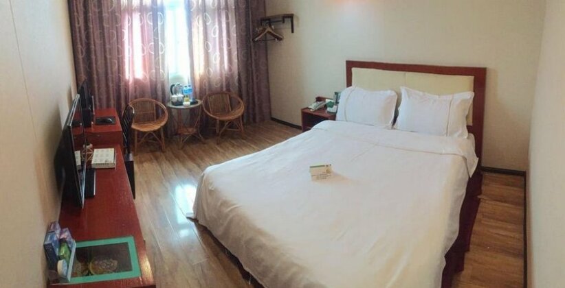 Qingzhen Three Tree Hotel - Photo5