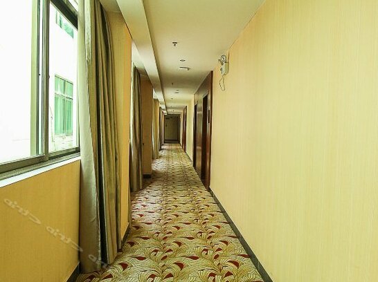 Nanhai Business Hotel - Photo4
