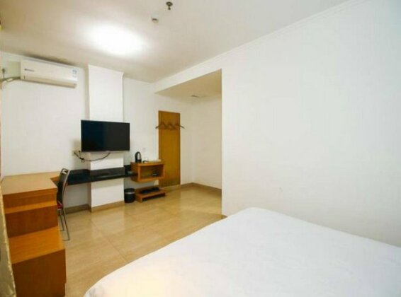 V8 Theme Hotel Lingshan - Photo5