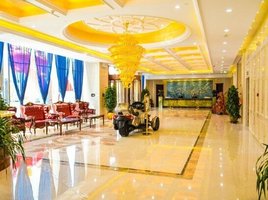 Exquisite Hotel - Photo2